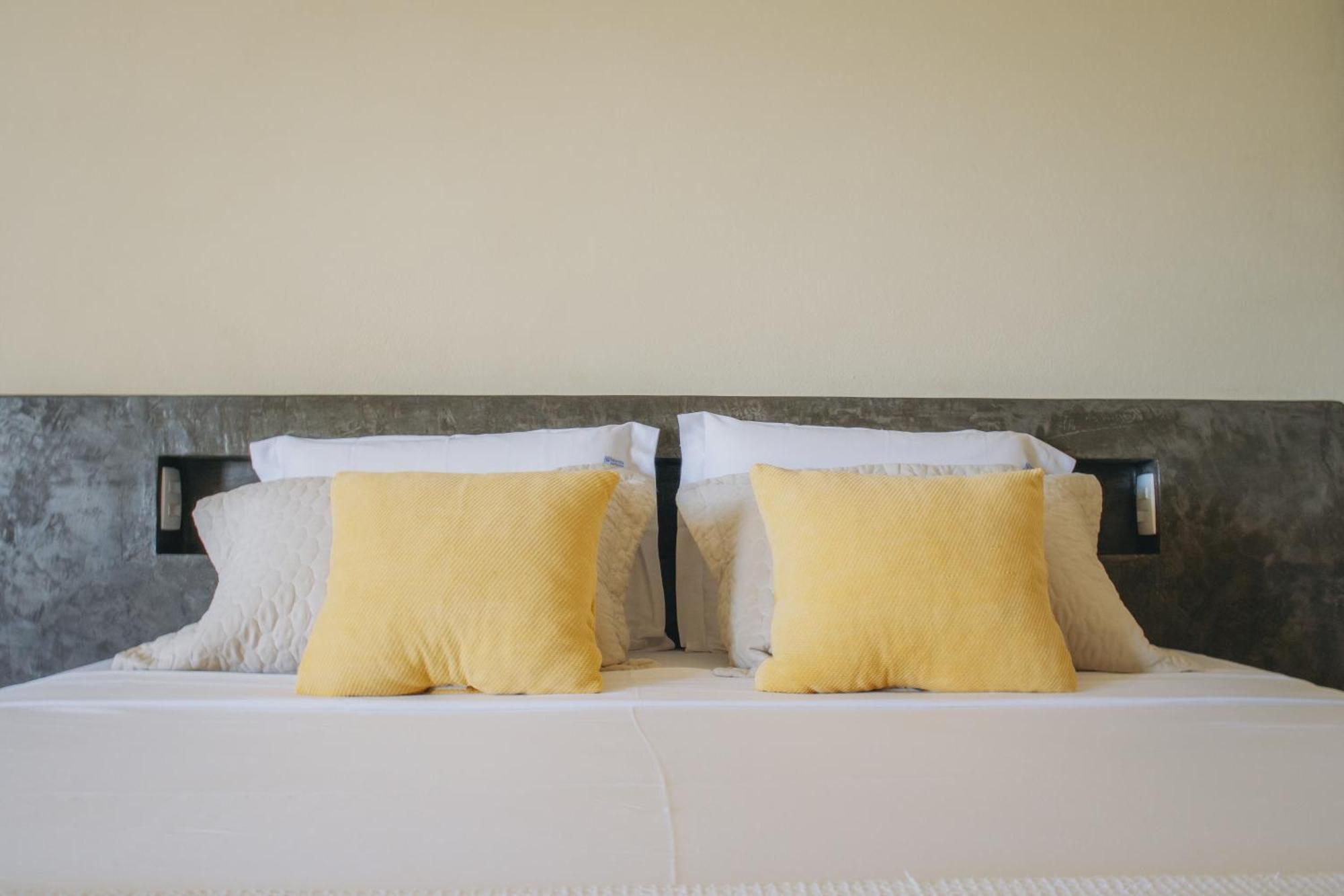 Dolce Vita Guest House Лагоинья Экстерьер фото